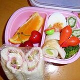 本日　ののちゃんお弁当②③「ラップサンドイッチ」